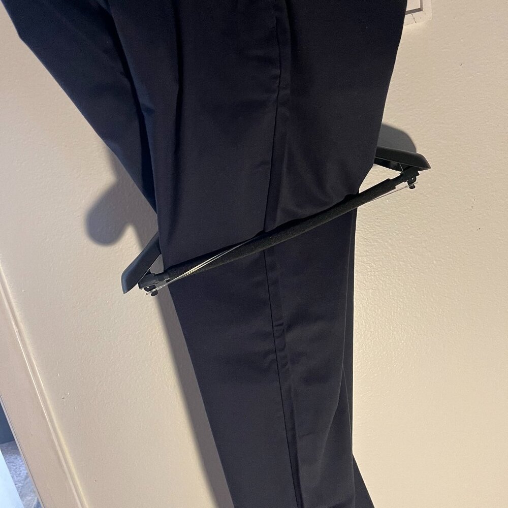 NEW with tags - dockers 34x34 dark dark blue mens slacks